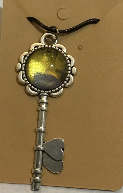 Key pendant necklace