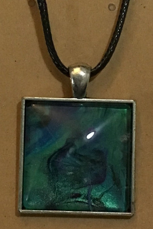 Square pendant necklace