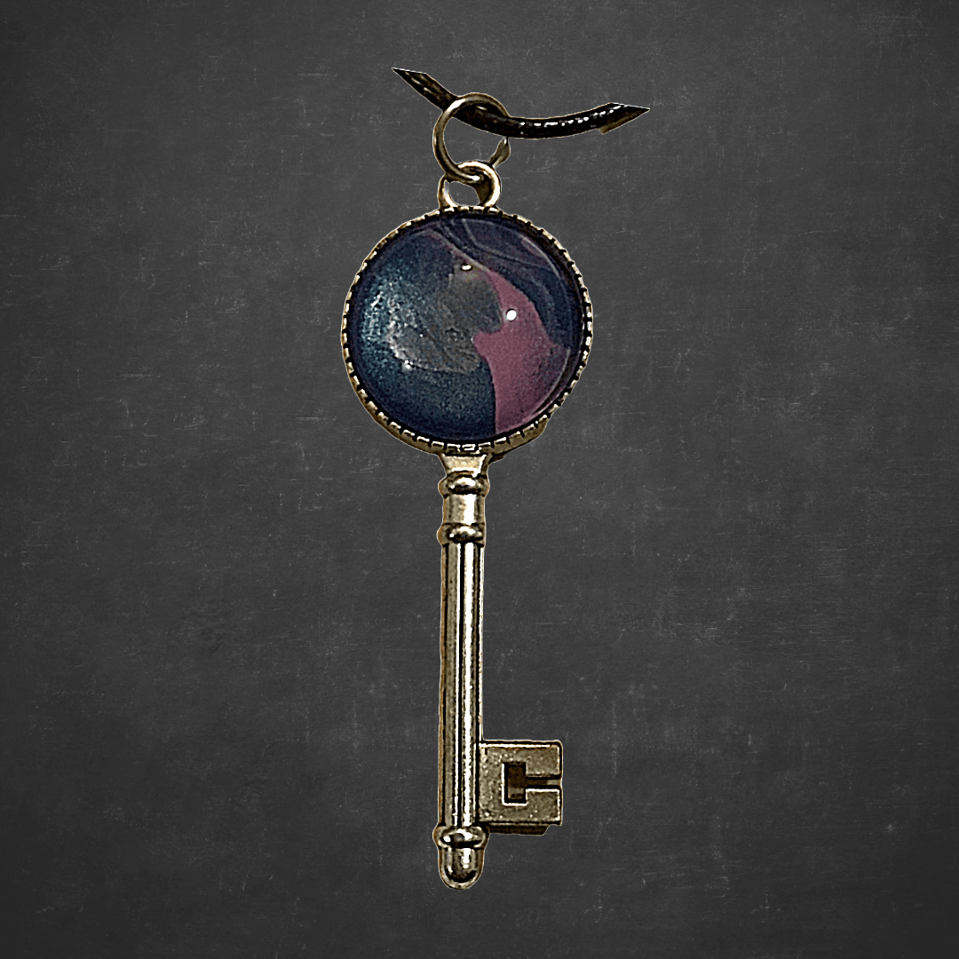 Key pendant necklace