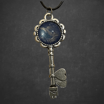 Key pendant necklace