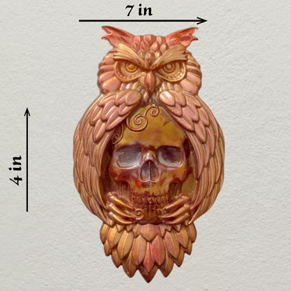The Nocturnal Guardian – Resin Owl & Skull Glow-in-the-Dark Wall Hanging