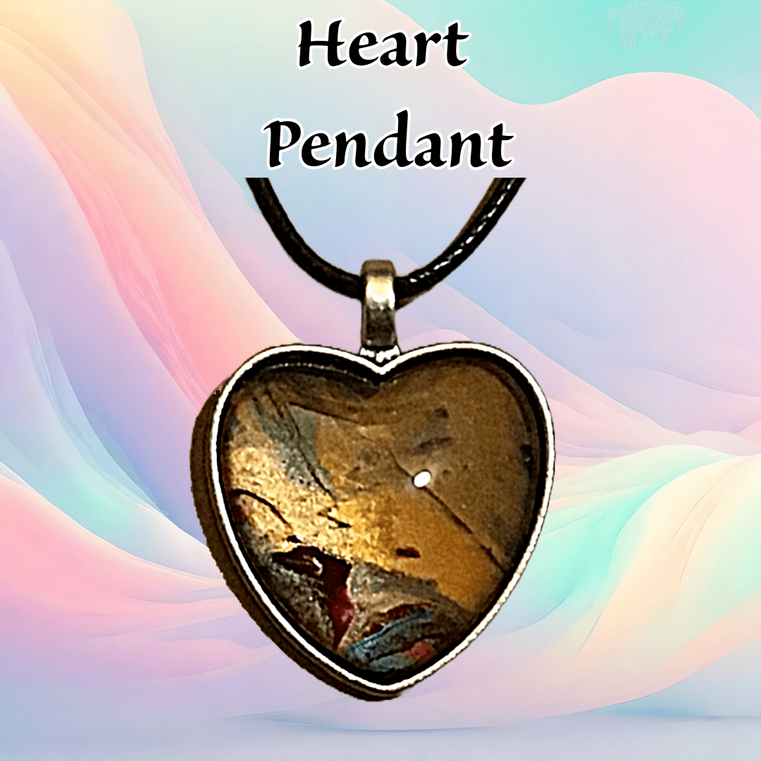 Heart pendant necklace